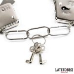 Metal Wrist Cuffs 50g - Image 3