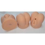 Labia shaped whistle